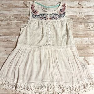 Knox Rose Medium Embroidered Eyelet Crochet Lace Sleeveless Babydoll Top